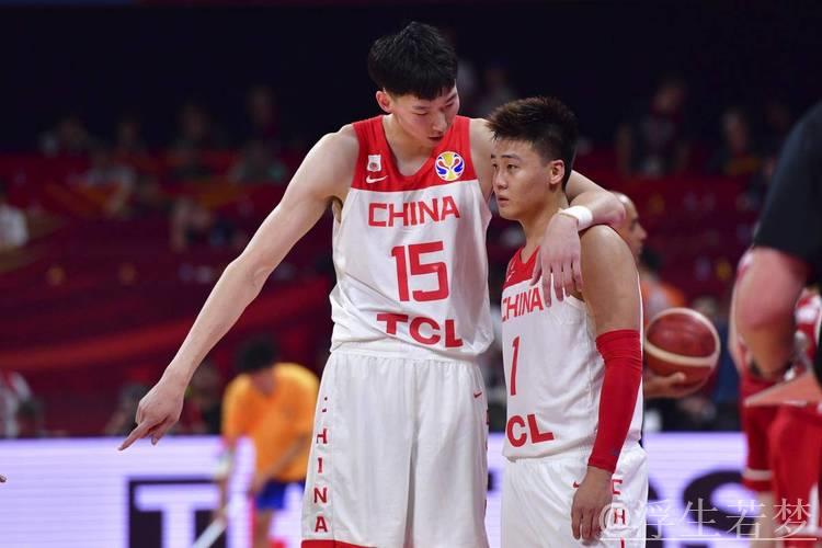 赵睿合练次数有限,周琦和雷蒙仍显疲态 赵睿合练次数有限,周琦和雷蒙仍显疲态